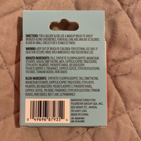 b color dessert bronzer + blush~ cookie scented - Picture 2 of 4